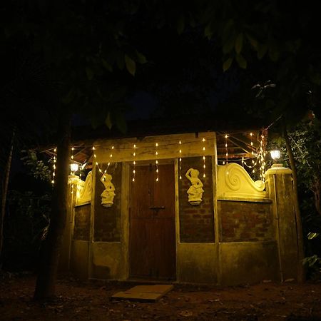 Kayyalas Courtyard Thrissur Bagian luar foto