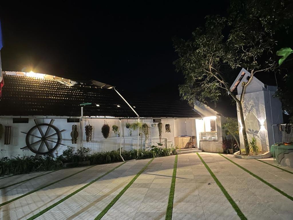 Kayyalas Courtyard Thrissur Bagian luar foto